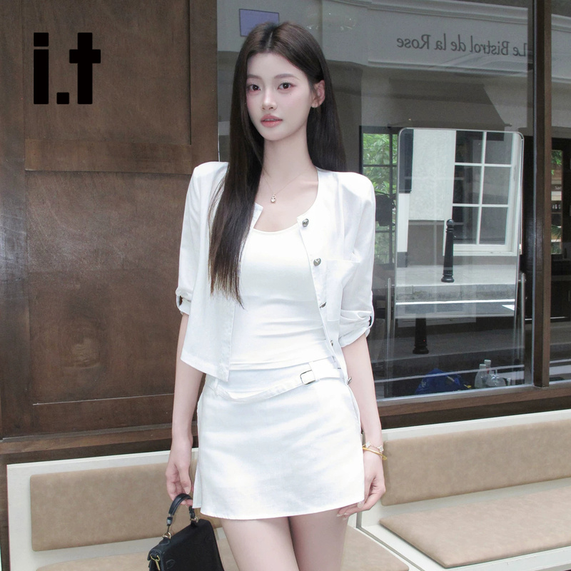 It:Chocoolate French Retro Round-Neck Cardigan Jacket for Women, Super Stylish Casual Short Skirt, Korean Style Complete Set It:Chocoolate French Retro Round-Neck Cardigan Jacket for Women, Super Stylish Casual Short Skirt, Korean Style Complete Set