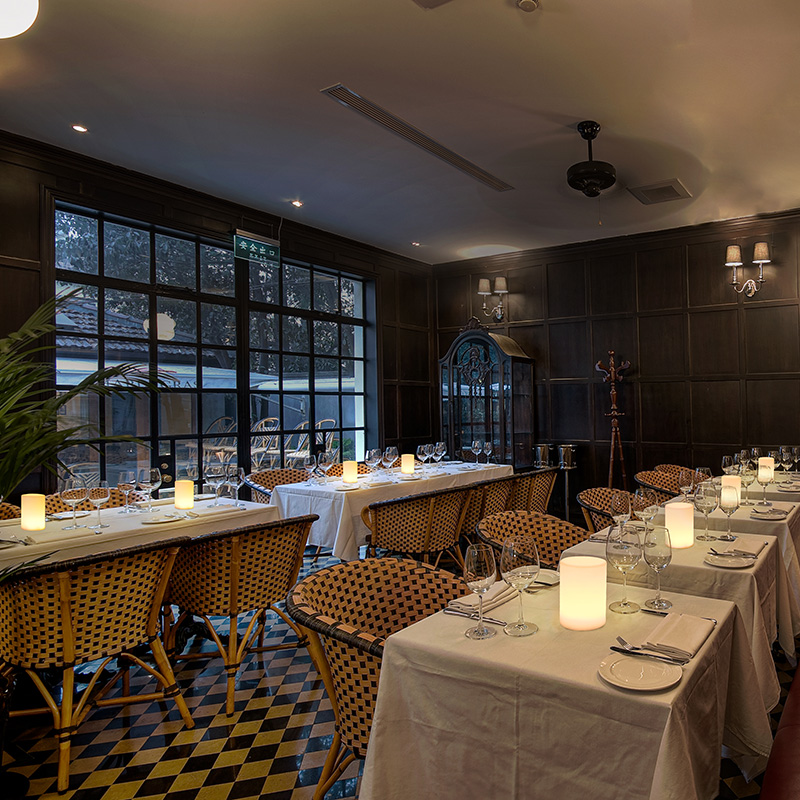 LED bar table lamp night light cylindrical creative personality ins wind charging floor lamp clear bar atmosphere table light