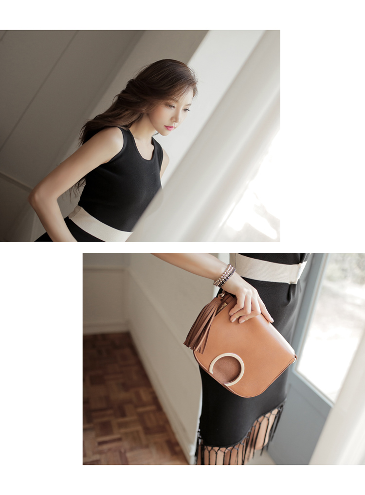 DABI 韓系修身時尚針織拼接流蘇包臀無袖洋裝 DABI 韓系修身時尚針織拼接流蘇包臀無袖洋裝