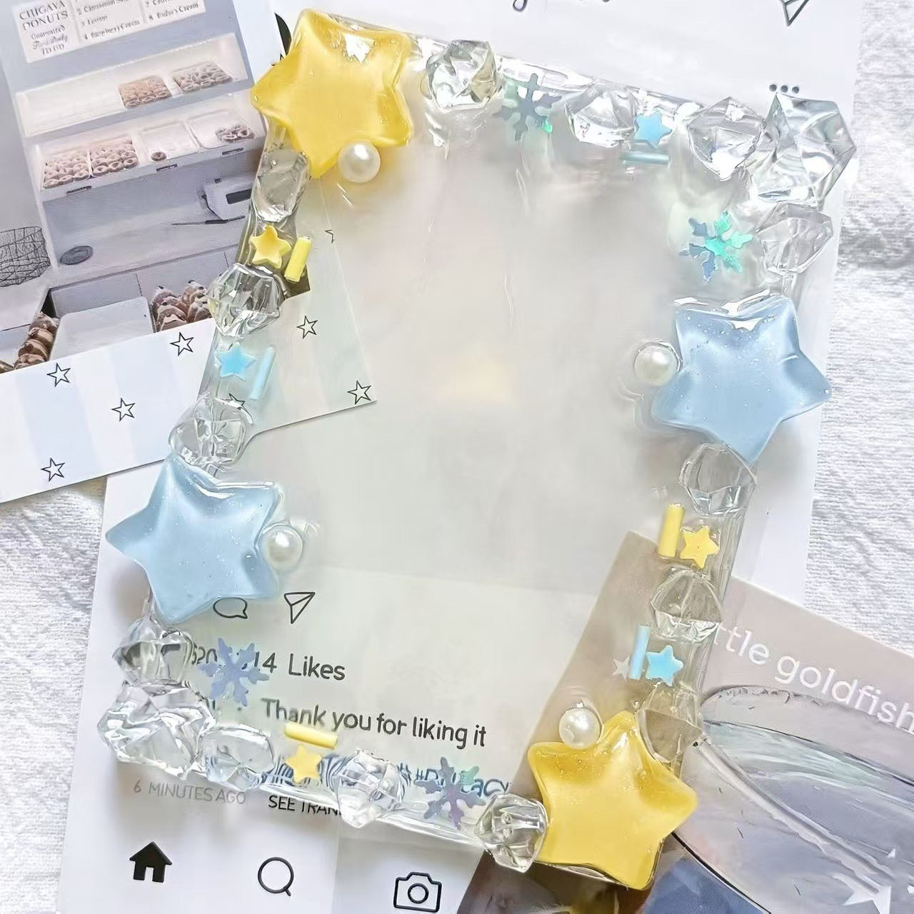 Instagram-style star card holder, blue shimmering star design, perfect protective cover for Instagram-worthy photocards, thickened epoxy resin card holder, ready-made product in stock.