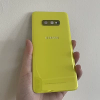 S10E желтый чистый оригинальный разборка 99 Новая
