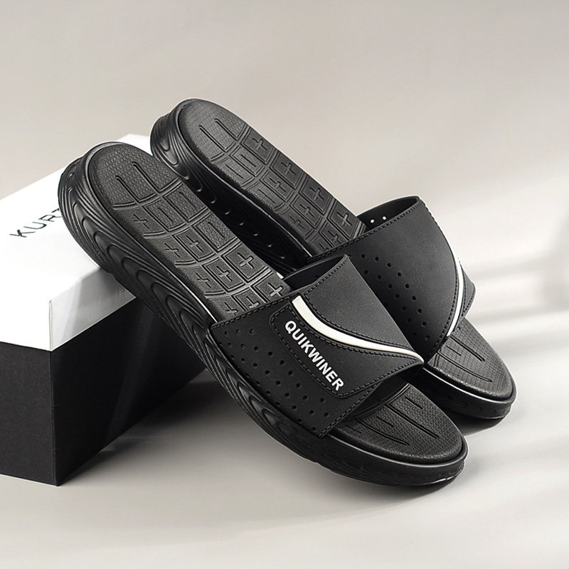 Slippers Men 2021 Summer New Trends 100 Hitch Outdoor Cool Tug Outside Wearing Non-slip Thick Bottom Beach Men