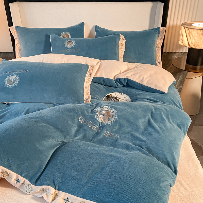 Milk velvet thickened brocade velvet four-piece coral velvet baby velvet plus velvet milk quilt cover flannel bedding