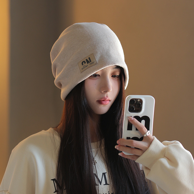 Trendy Slouchy Beanie for Women, Autumn and Winter Postpartum Hat, Versatile, Face-Slimming, Knitted Wool Headwrap, Cold Weather Hat