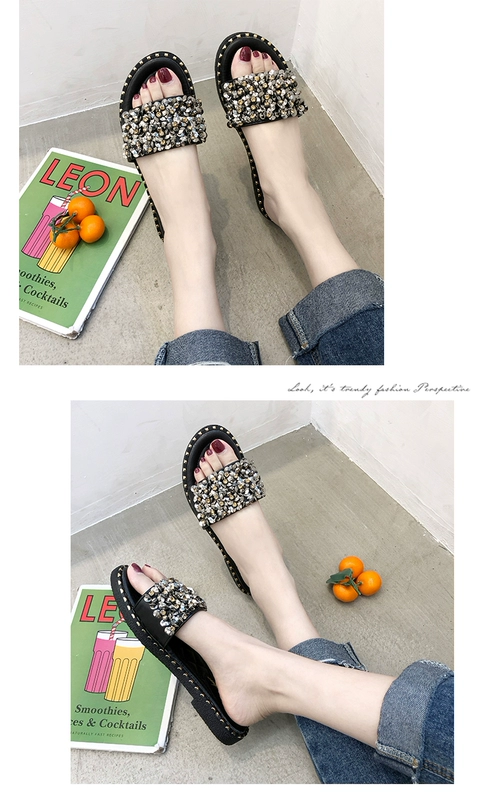 Dép lưới đỏ nữ mùa hè 2020 từ mới phẳng phẳng sandal rhinestone Phiên bản Hàn Quốc của giày đi biển hoang dã - Dép