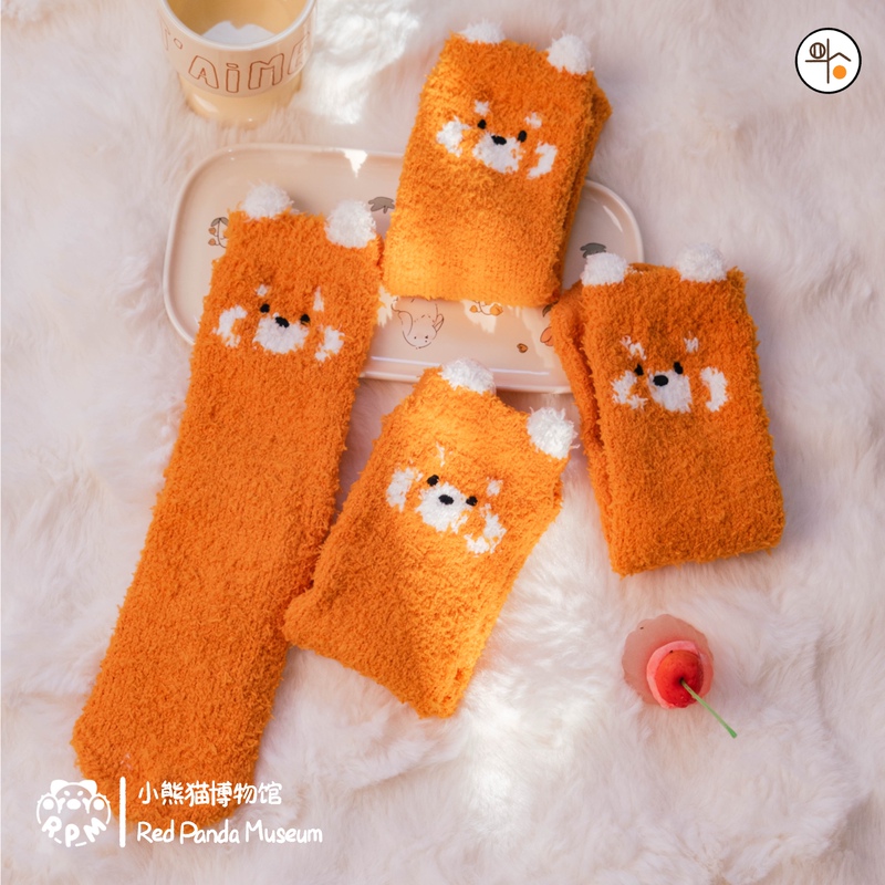 Red Panda Museum|Original Coral Fleece Socks with Anti-Slip Dots, Warm Winter Home Socks Red Panda Museum|Original Coral Fleece Socks with Anti-Slip Dots, Warm Winter Home Socks