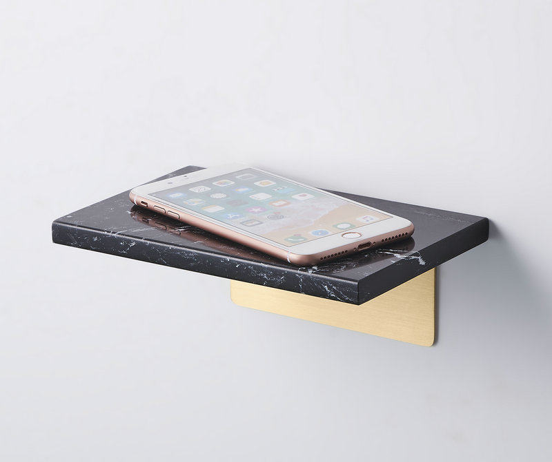 Nordic minimalist design brass marble lined shelf Ins light extravagant wall-mounted separator shelf Decorative Laminate Racks