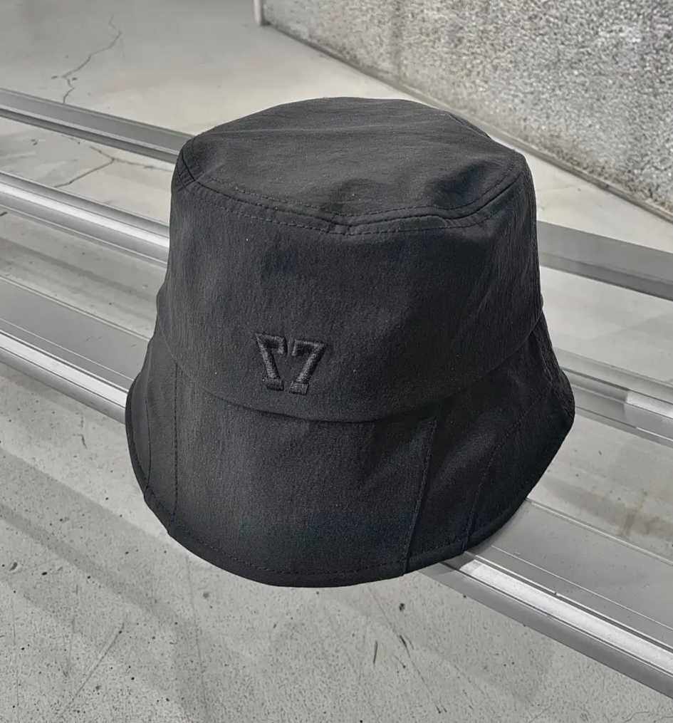 SF official direct mail SMFK black H0009BD outdoor sports fisherman hat visor