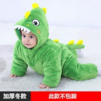 Толстый зимний зеленый монстр зверь