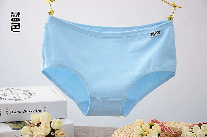 Thoải mái vải cotton kẹo màu thể thao cotton eo kích thước lớn cô gái bông triangle ladies đồ lót phụ nữ bán buôn