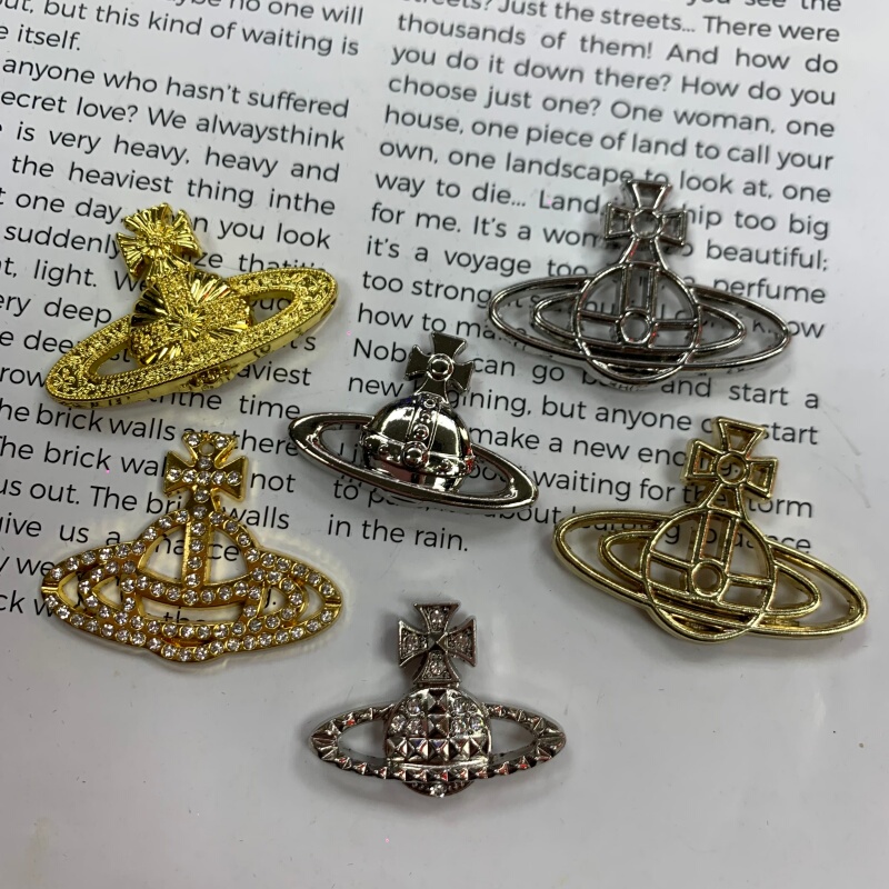 28.8 Yuan with Free Shipping, Rhinestone Metal Satellite Saturn Clothing, Hat, Bag Decoration, Hand-Sewn Label, Badge, Accessories 28.8 Yuan with Free Shipping, Rhinestone Metal Satellite Saturn Clothing, Hat, Bag Decoration, Hand-Sewn Label, Badge, Accessories