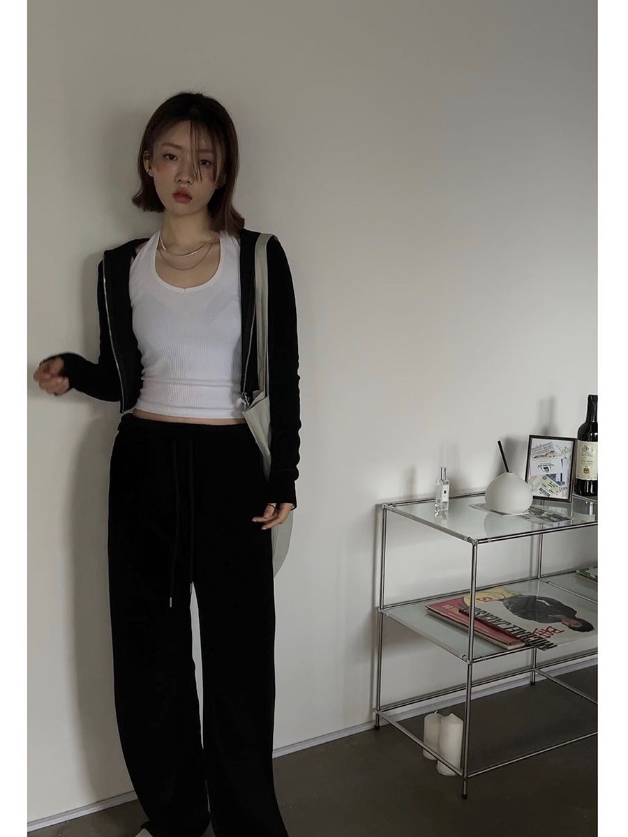 JOY) Perfect proportions dew waist short version open flap jacket straight cylinder long pants wearing a hitch-free casual sports suit