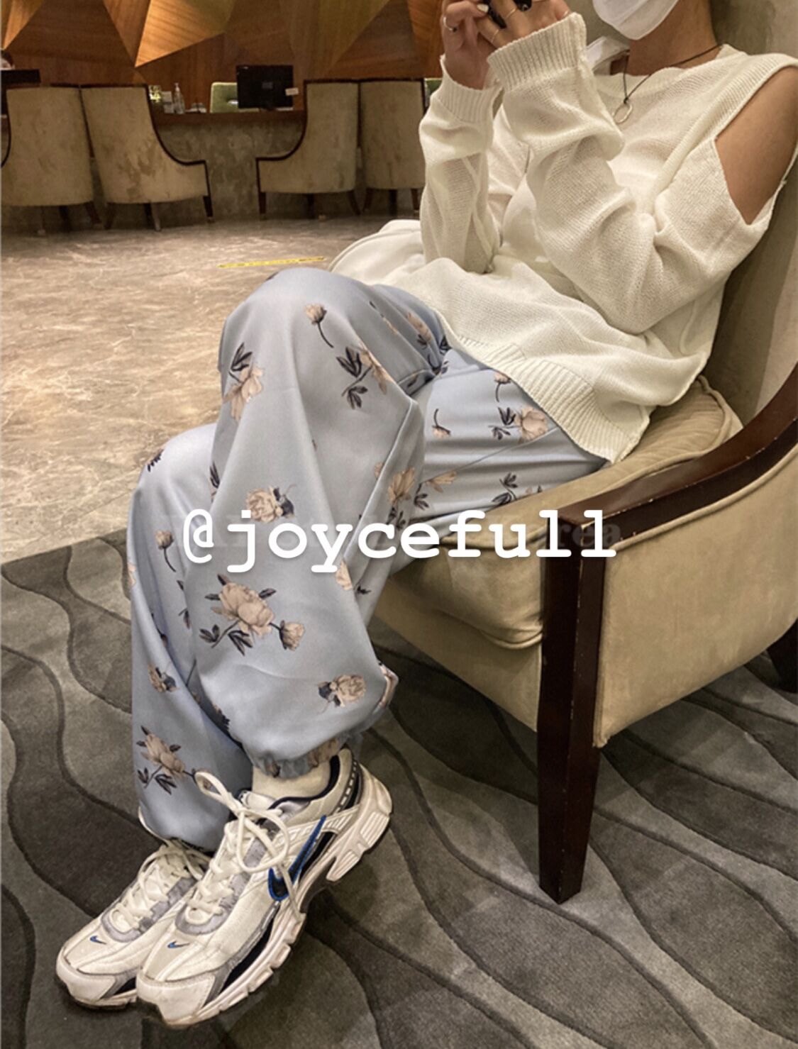 joycefuuu) French upgrade returns to fresh contrast cute leg trousers The silky touch of arson