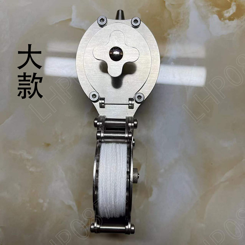 Appropriation of the stainless steel inking pot by hand