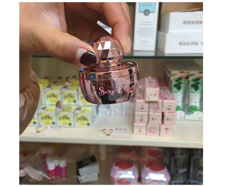 Thái Lan Mistine hai màu hoa mảng bám blush rouge cánh hoa ngọc trai khả năng sửa chữa không thấm nước là không dễ dàng để trang điểm nude trang điểm - Blush / Cochineal má hồng sivanna colors