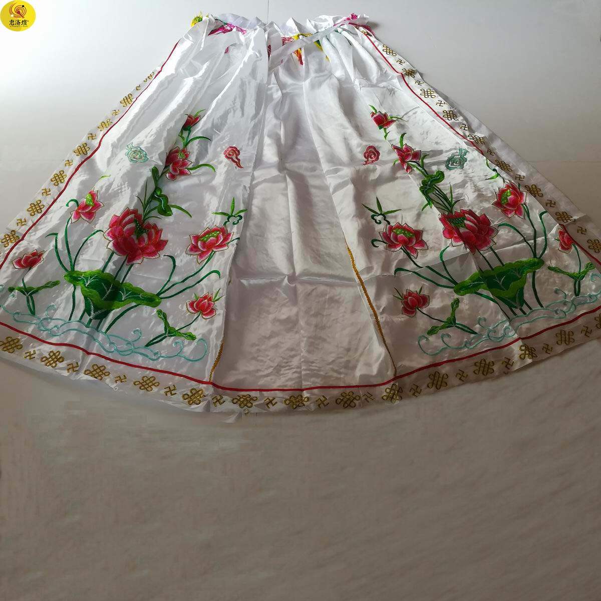 1 5 m Buddha statue cloak Buddhist burqa Buddha clothes lotus bodice bodhisattva cloister Guanyin cape Guanyin embroidery ten thousand characters side-Taobao