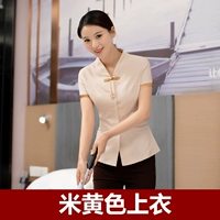 Бежевая футболка, короткий рукав