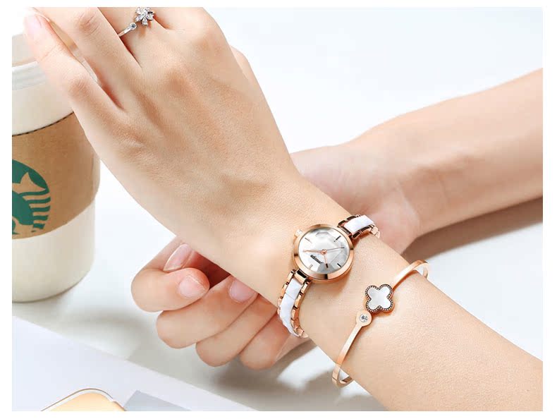 Montre bracelet pour Femme - Ref 3271183 Image 23