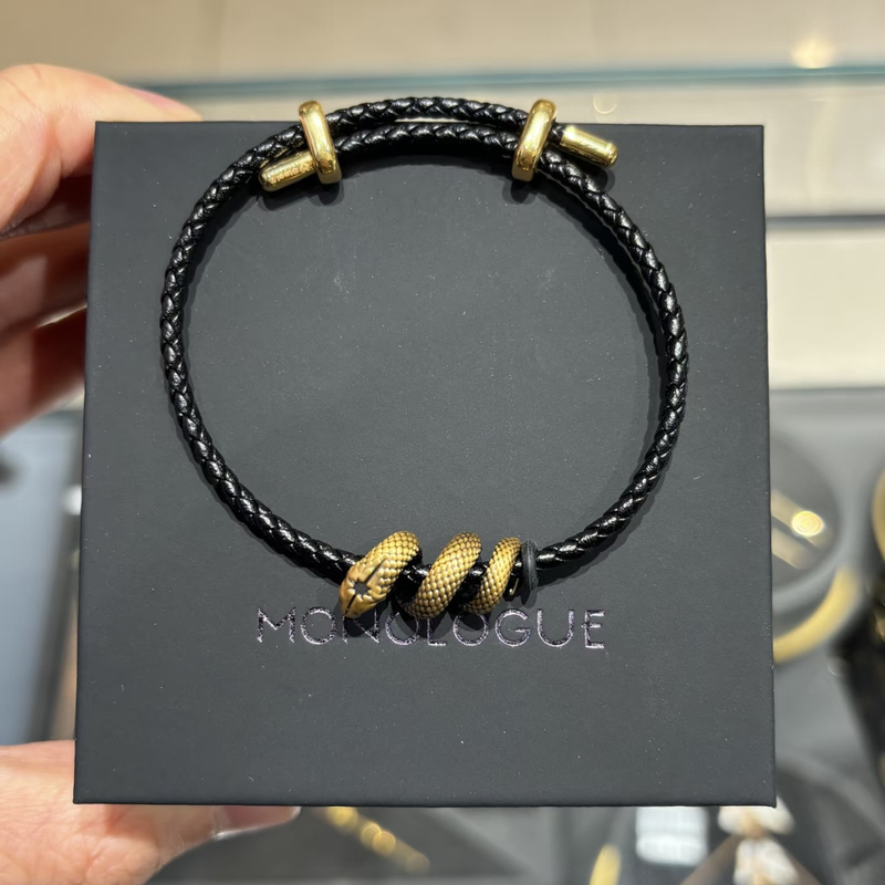 Chow Tai Fook Monologue Ancient Egyptian Snake Gold Fortune Bead Vintage Black Gold Bracelet Coiled Snake Chow Tai Fook Monologue Ancient Egyptian Snake Gold Fortune Bead Vintage Black Gold Bracelet Coiled Snake