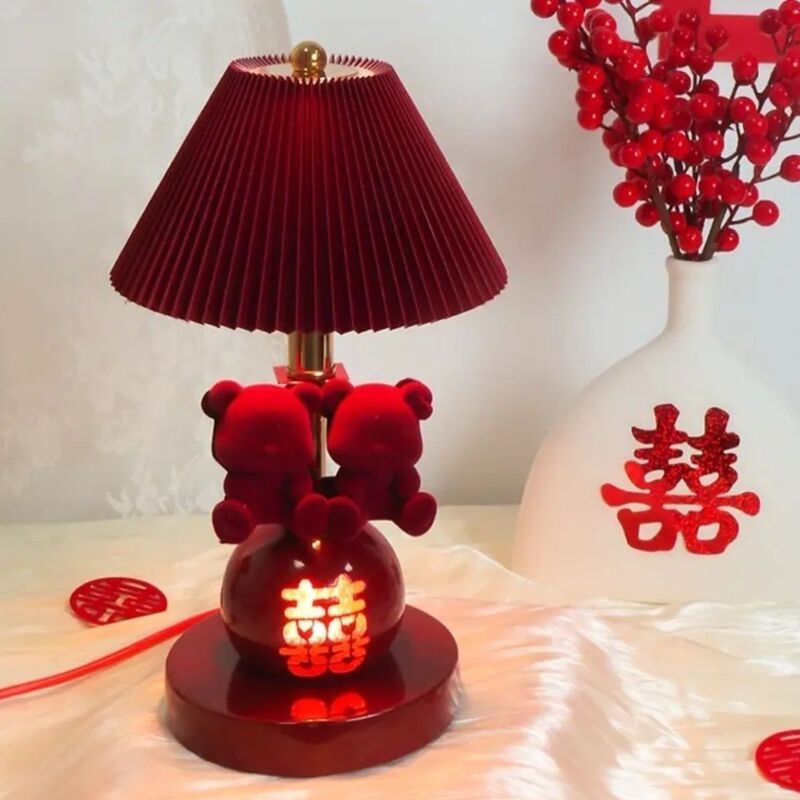 The Bride's Dowry Includes a Long-Lasting Lamp, a High-End Wedding Lamp, a Gift for the Newlyweds, and a Bedside Lamp for the Wedding Room