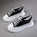 Высокая демисезонная белая обувь, демисезонные универсальные туфли, универсальная повседневная обувь на платформе, коллекция 2023, из натуральной кожи