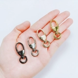 Сумка, цепь, золотые аксессуары, замок, бретели, пряжка, фиксаторы в комплекте