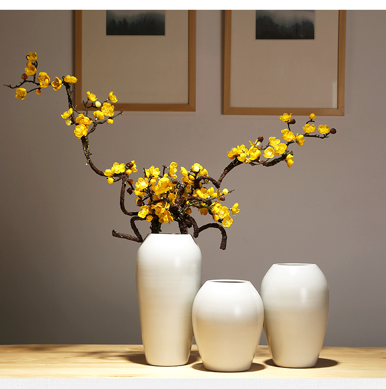 New Chinese style white jingdezhen ceramics vase handicrafts TV ark, dried flowers, flower arrangement sitting room adornment is placed