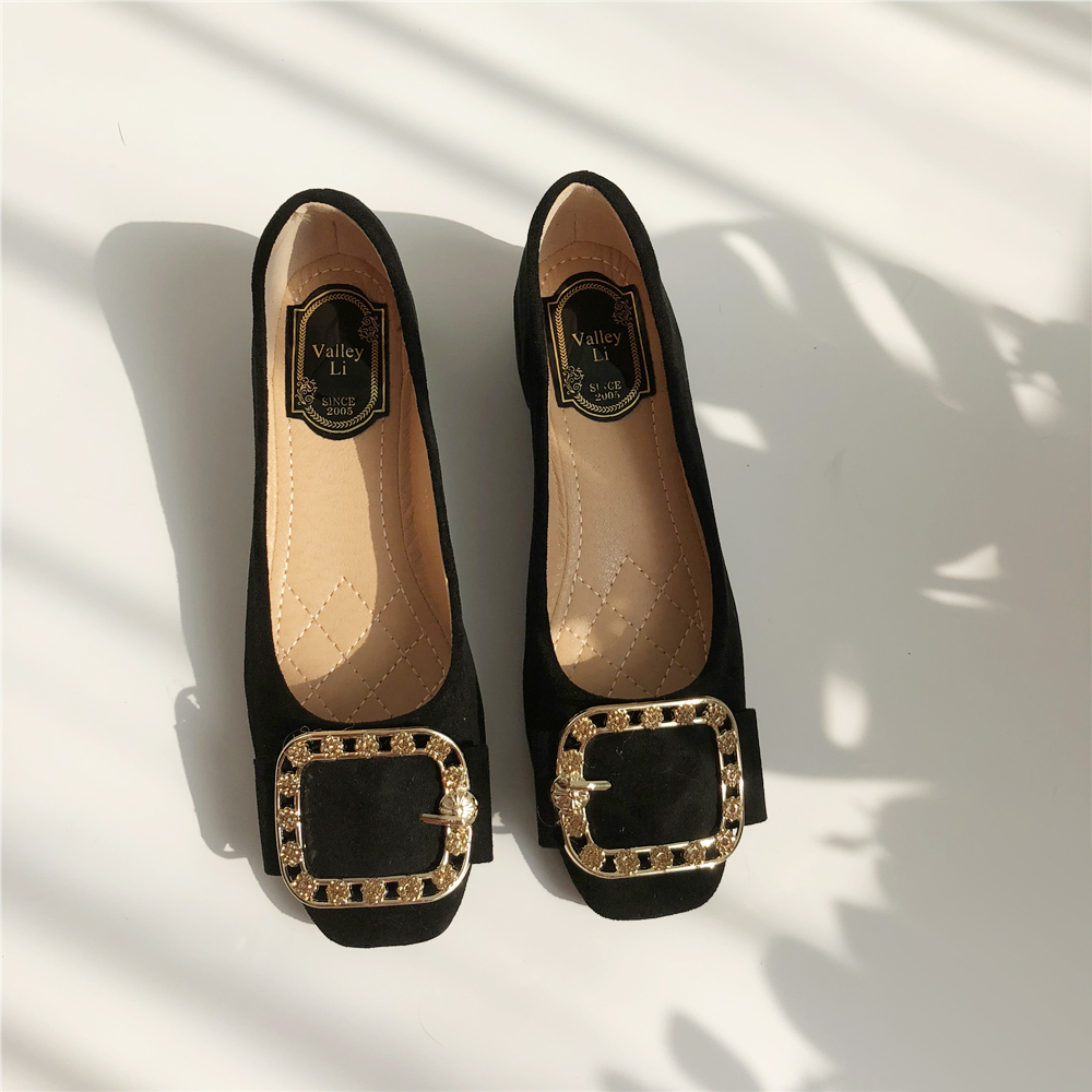 Phong cách lady phong cách retro kim loại vuông khóa nước ngoài chất liệu da lộn hoang dã dày với giày cao gót mùa thu và mùa đông giày mới thấp giày pull&bear