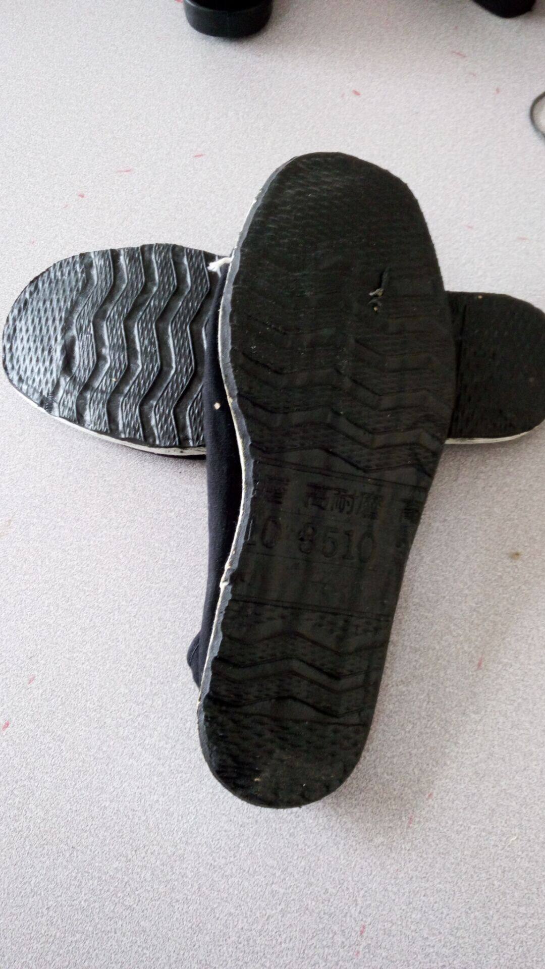 3556