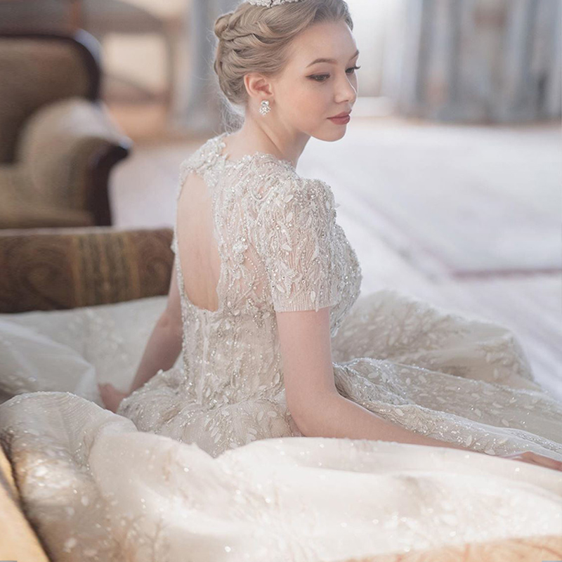  XL+Dragoning style [skirt length 1.5 meters]+send a veil  