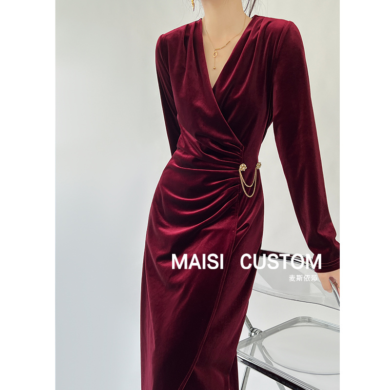 High-End Red Velvet Dress for Women, New Autumn and Winter Style, Waist-Cinching, Slimming Long Dress, Elegant Goddess Style Formal Dress High-End Red Velvet Dress for Women, New Autumn and Winter Style, Waist-Cinching, Slimming Long Dress, Elegant Goddess Style Formal Dress