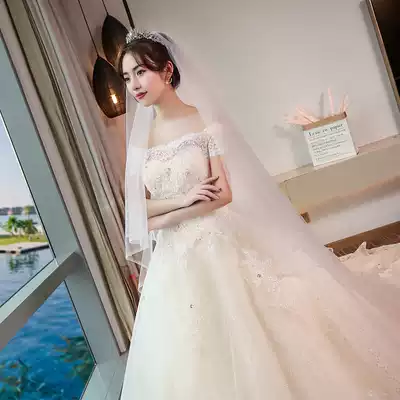Wedding dress 2020 new bride little tailed luxury Moren trembles with starry sky word shoulder light wedding female