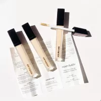 Тональный крем, консилер, осветляющий хайлайтер, против темных кругов под глазами