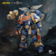 JOYTOY Dark Source Warhammer Game Edition Ultramarines Assault Arbiter Equipped with Jump Backpack 1/18 Soldier