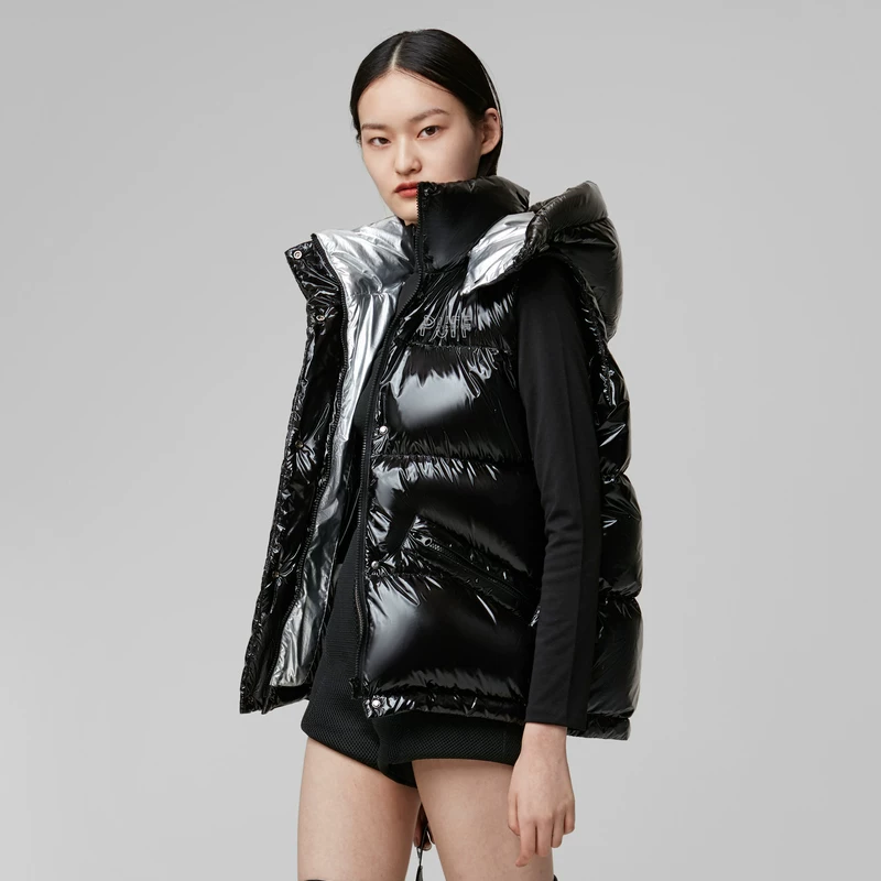 Down jacket, short winter light and thin glossy vest with down, 2020 years