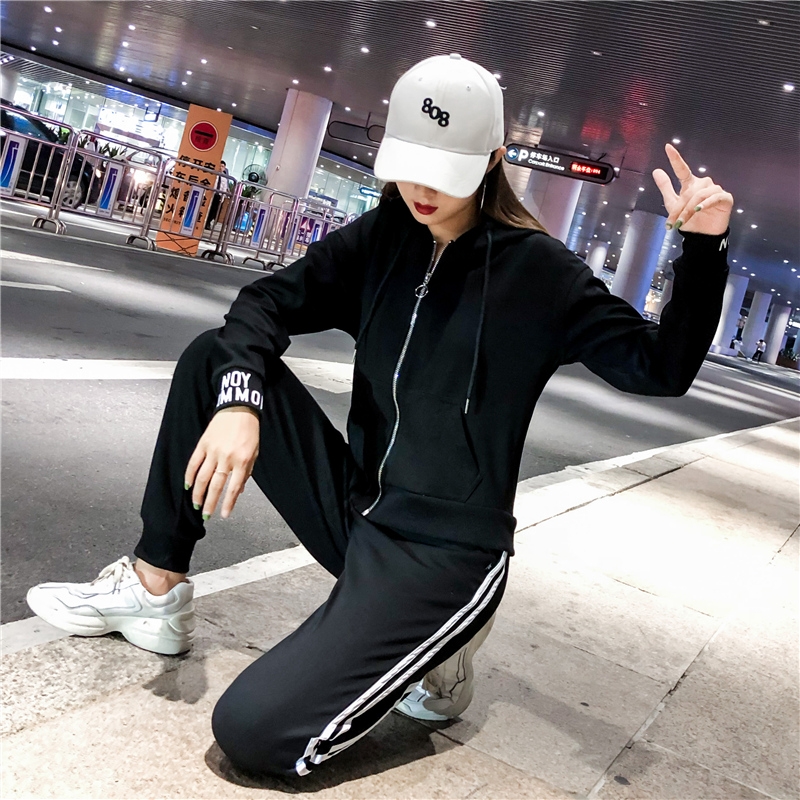 2021 new casual sports suit woman long sleeve Korean version with slim fit and thin pull chain with cap jacket running two sets