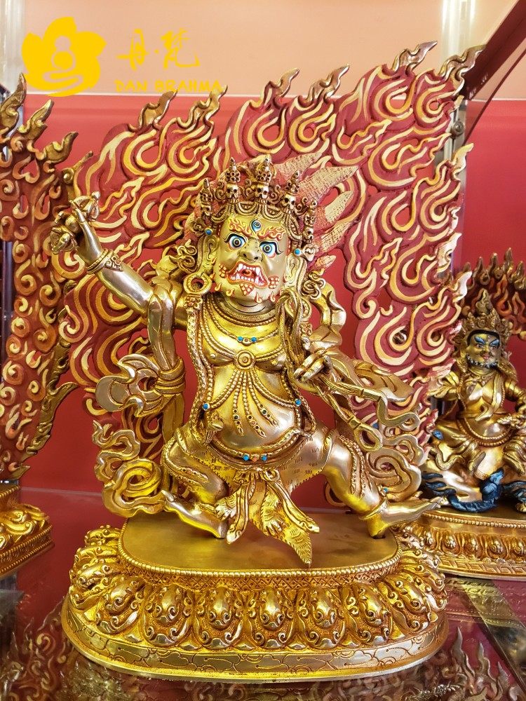 Nepal's fully gilded Vajrapani Buddha Statue Chanadogy Tibetan Tantric Bronze Buddha is 33cm nepali one foot tall