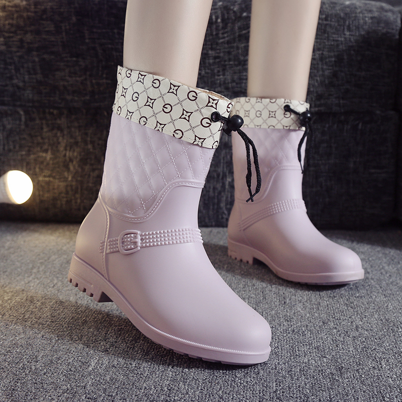 Rain Shoes Women Fashion OUTSIDE THE MIDDLE CYLINDER WATER SHOES WINTER NEW RAIN BOOTS PLUS SUEDE NET RED NON-SLIP WATERPROOF AND WARM RUBBER SHOES