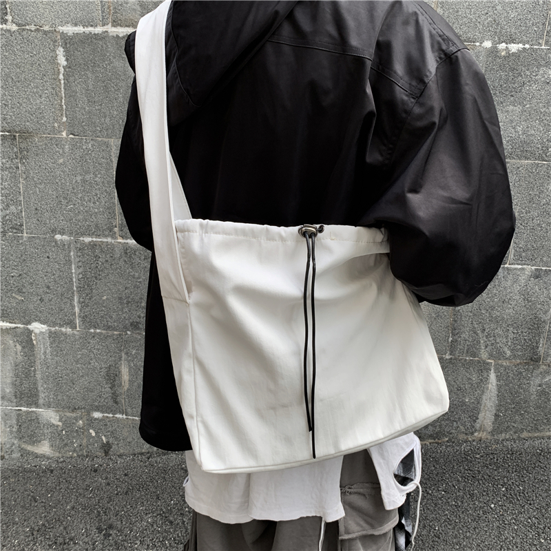 YUDOUDOU Men's and women's Messenger Korean version of casual sports large-capacity personality dark shoulder bag trendy bag handbag