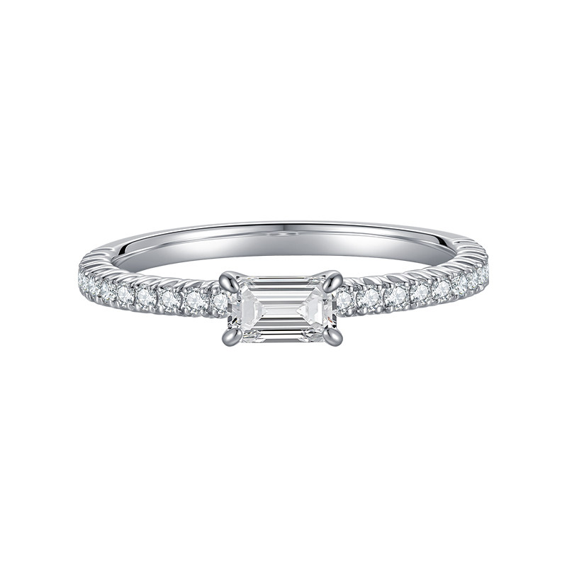 Кольцо Leo Star Diamond белое золото изумруд