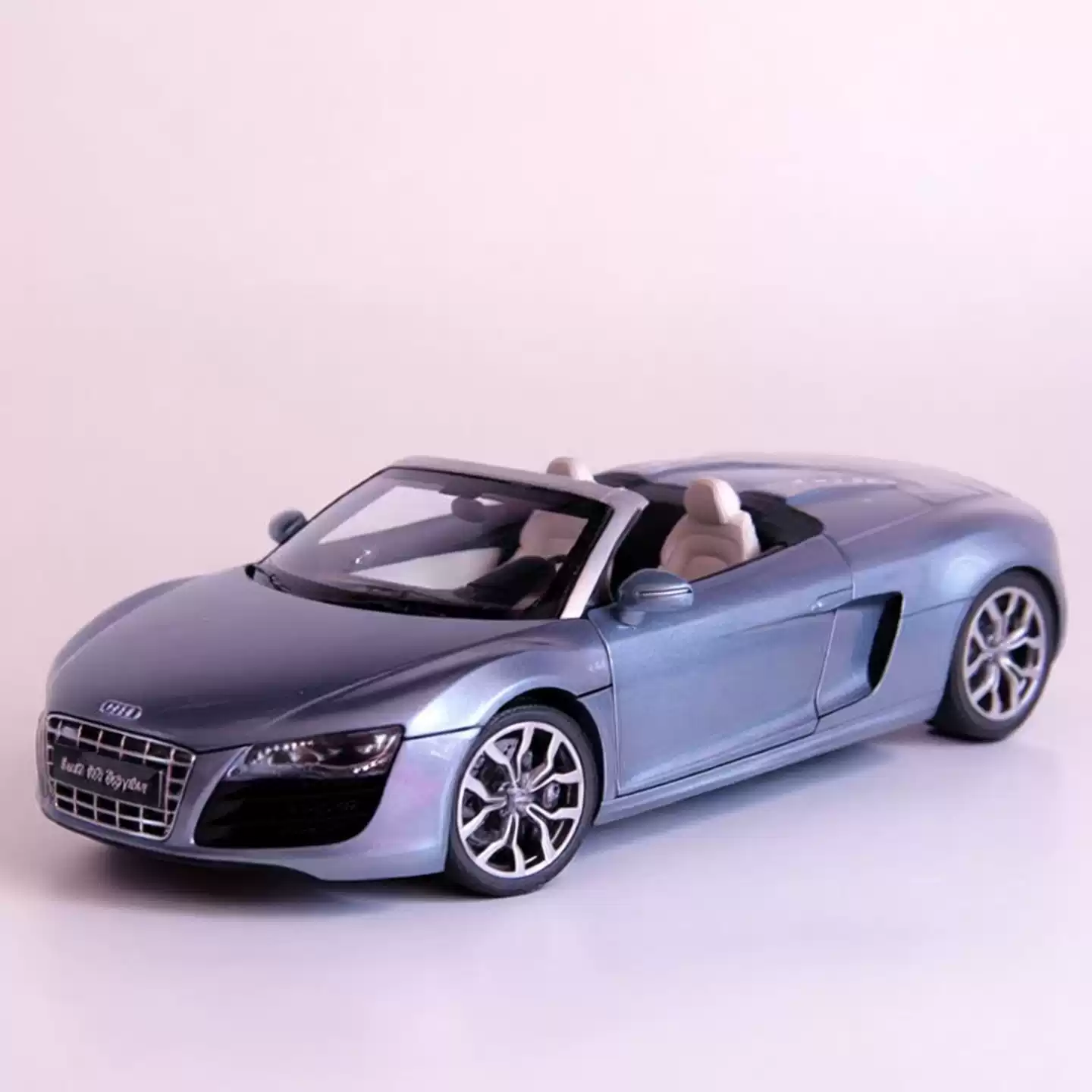 京商KYOSHO 1:18 AUDI R8 Spyder奥迪敞篷版多色合金汽车模型