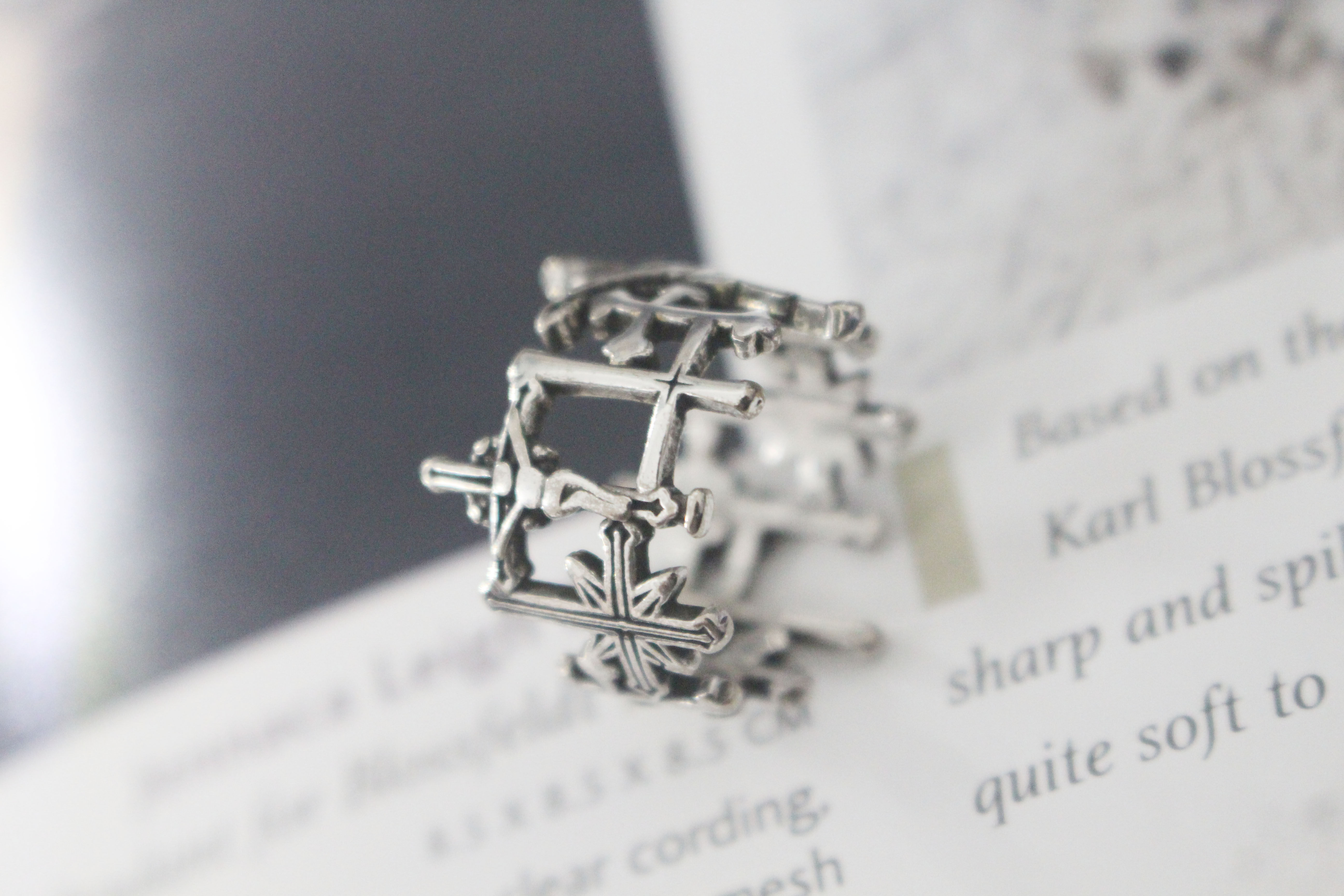 wish European and American jewellery punk wind retro Thai silver ring brief Jesus cross forefinger to make old fashion personality