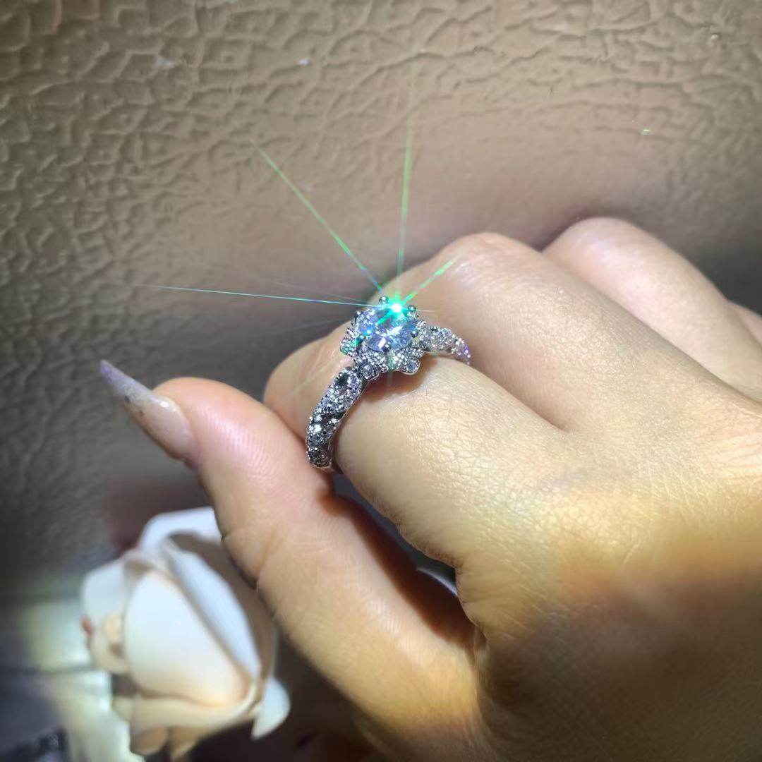 MarryMe Offshore Hollowed-out Flowers Stars 1 0Ct emulation drilling ring European and American small crowddesign girl's ring