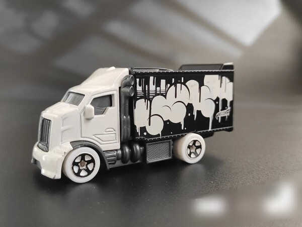 Hot Wheels Truck Refinement Set Hot Wheels Truck Refinement Set