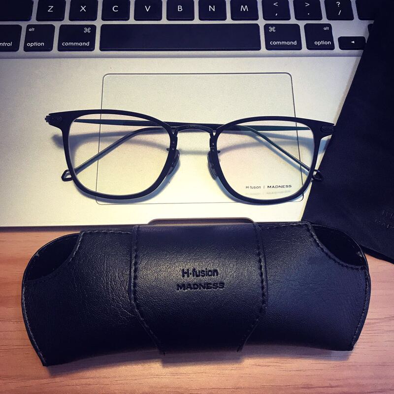 Madness X H-Fusion503M Simple, Personalized, Lightweight and Fashionable Leather Glasses Case