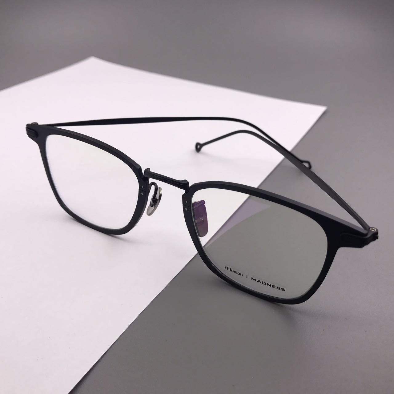 Montures de lunettes OTHER   en Titane pur - Ref 3140613 Image 44