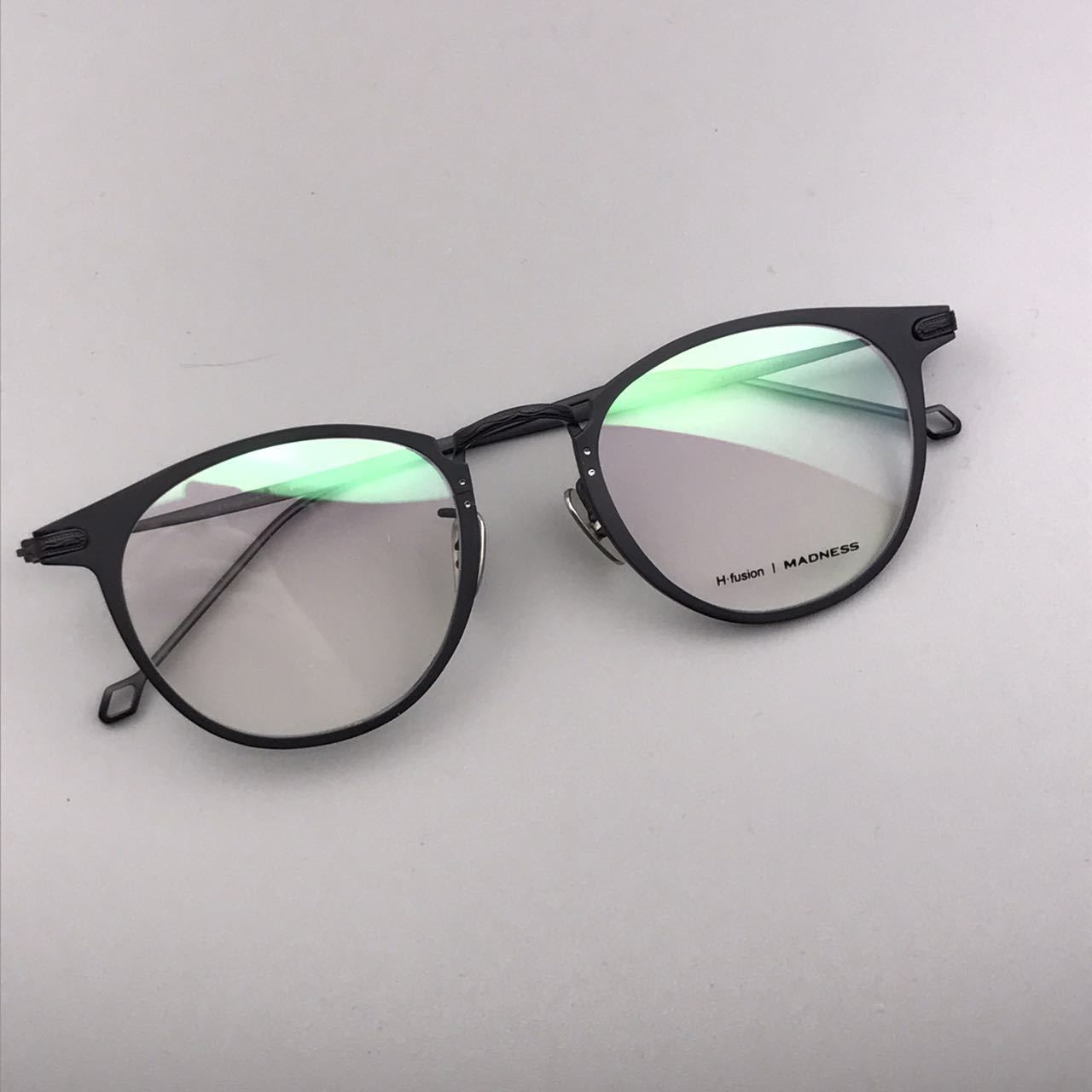 Montures de lunettes en Titane pur - Ref 3139222 Image 34
