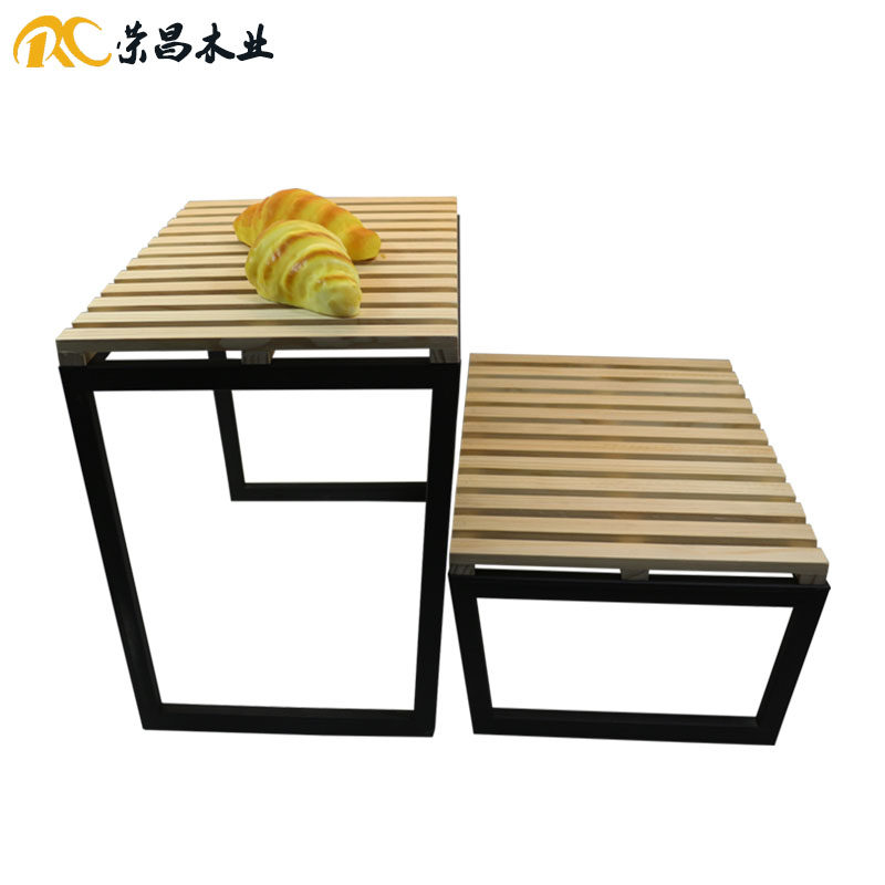 Bakery Composition Exhibition Rack Baking shop Creative exhibition rack bakery Swaying Pieces Pastry Rack Solid Wood Exhibition Racks Display Props