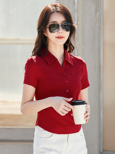 Petit t-shirt à manches courtes à revers court pour femmes, chemise d'été à ourlet incurvé, chemise de style étranger, haut à épaule droite, 2025