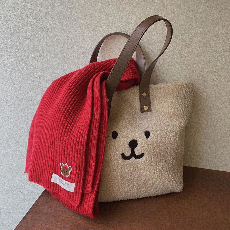 South Korean INS autumn winter big hot money cute plush suede puppy satchel furry single shoulder hand carrying bag woman